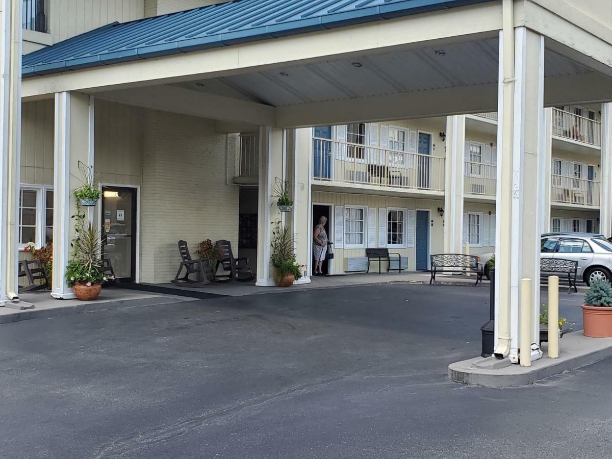 Colonial House Motel Pigeon Forge Eksteriør bilde