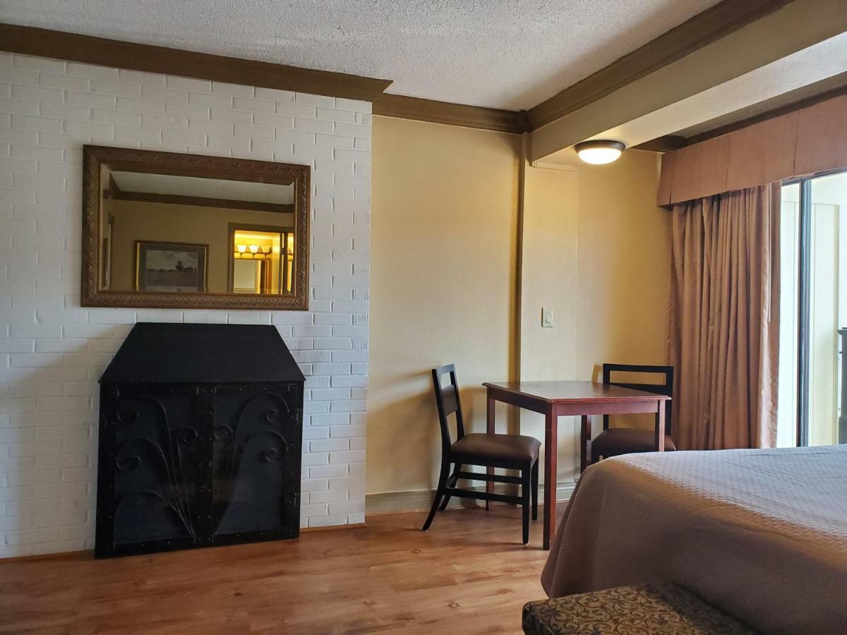 Colonial House Motel Pigeon Forge Eksteriør bilde