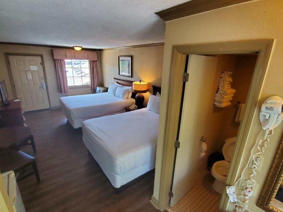 Colonial House Motel Pigeon Forge Eksteriør bilde